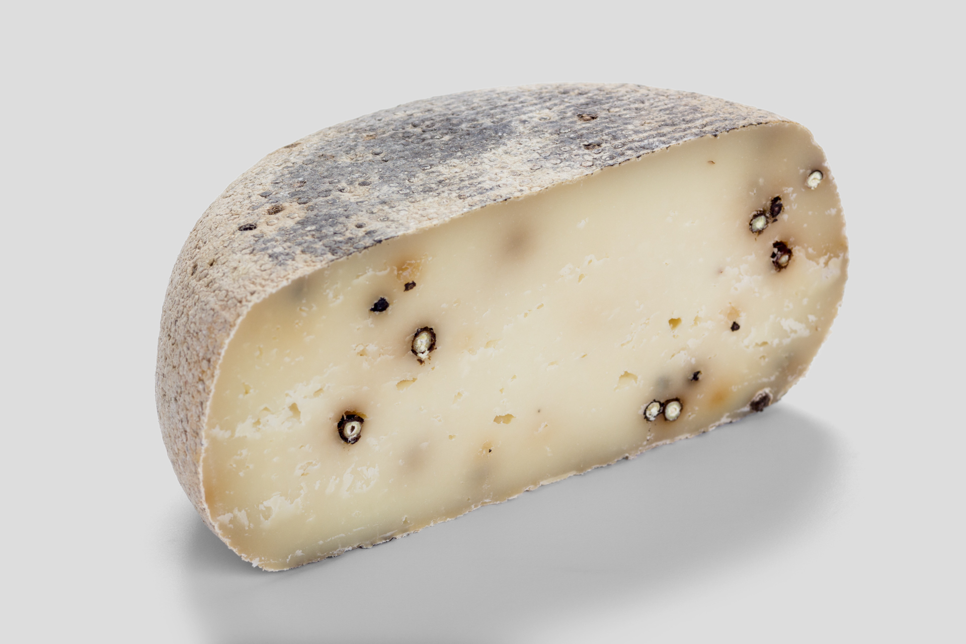 Pecorino pepato